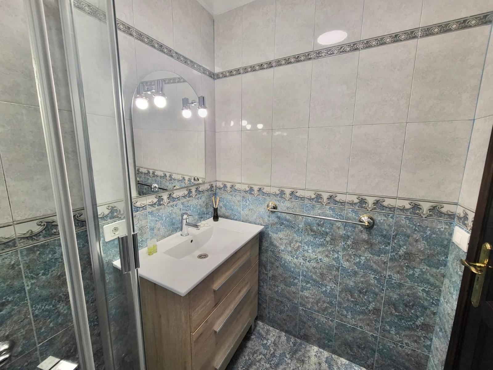 Affordable Holiday Accommodation For Large Families And Groups At Las Canteras Beach With 3 Bedrooms And Free Parking Las Palmas de Gran Canaria Eksteriør bilde