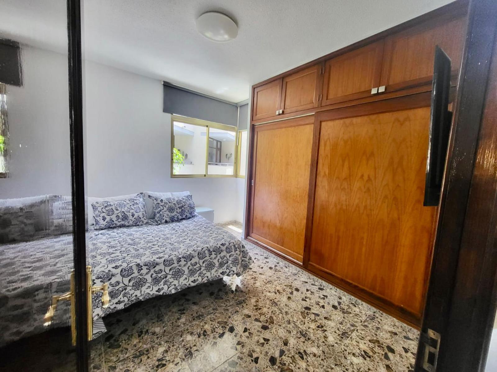 Affordable Holiday Accommodation For Large Families And Groups At Las Canteras Beach With 3 Bedrooms And Free Parking Las Palmas de Gran Canaria Eksteriør bilde