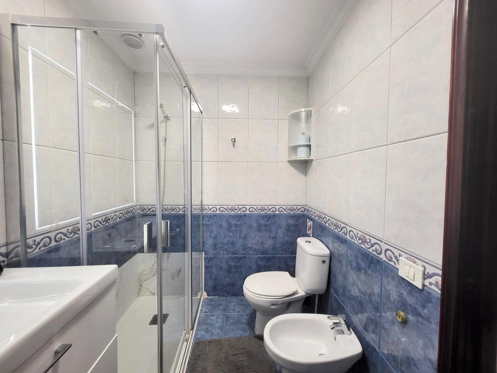 Affordable Holiday Accommodation For Large Families And Groups At Las Canteras Beach With 3 Bedrooms And Free Parking Las Palmas de Gran Canaria Eksteriør bilde